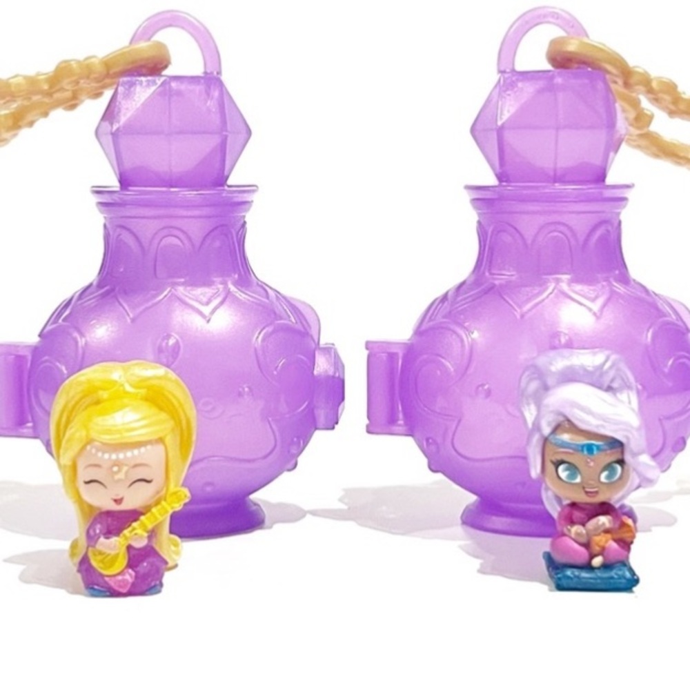 Shimmer and Shine Teenie Genie Mini Dolls in Bottle Keychain Case Leah Purple